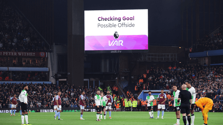 Premier League clubs set to vote against scrapping VAR Premier League clubs set to vote against scrapping VAR