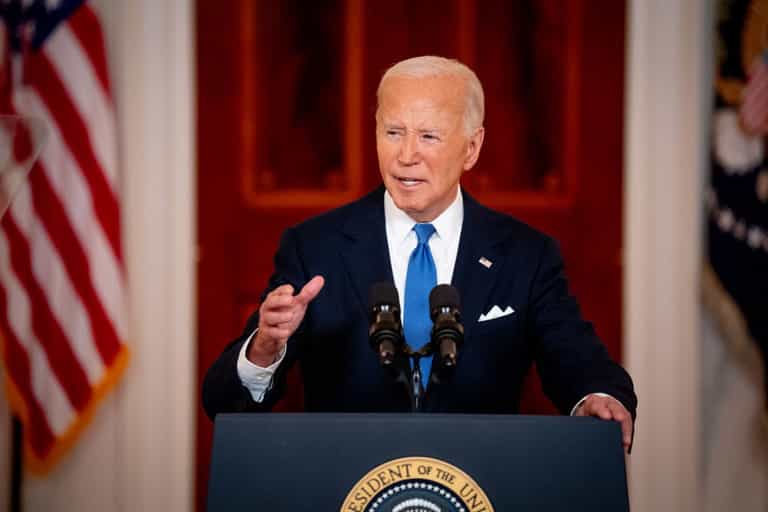 Joe Biden calls himself ‘the first Black woman to serve with a Black President’ in latest gaffe Joe Biden calls himself ‘the first Black woman to serve with a Black President’ in latest gaffe