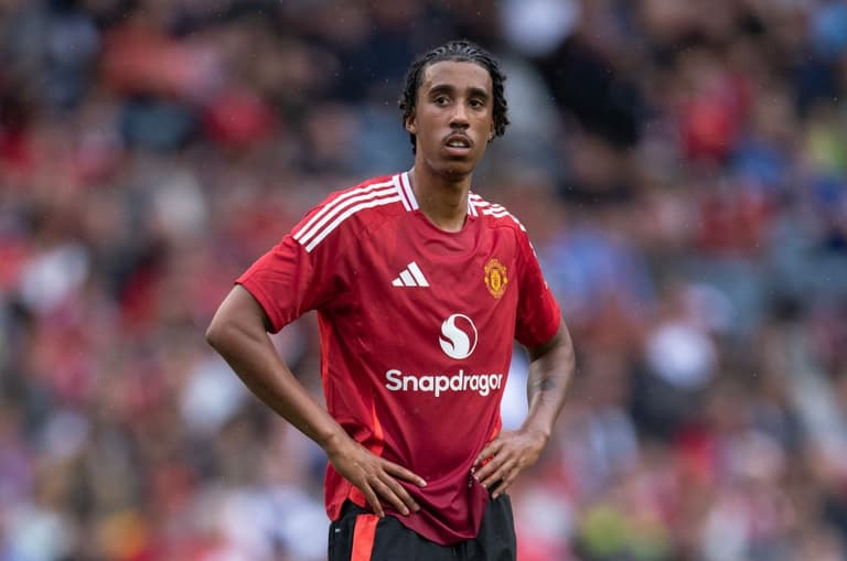 Man Utd transfer coup leave Real Madrid executives fuming Man Utd transfer coup leave Real Madrid executives fuming