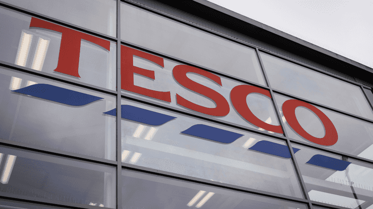 Tesco, Asda and Lidl issue ‘do not eat’ warnings on bread and meat over safety fears Tesco, Asda and Lidl issue ‘do not eat’ warnings on bread and meat over safety fears
