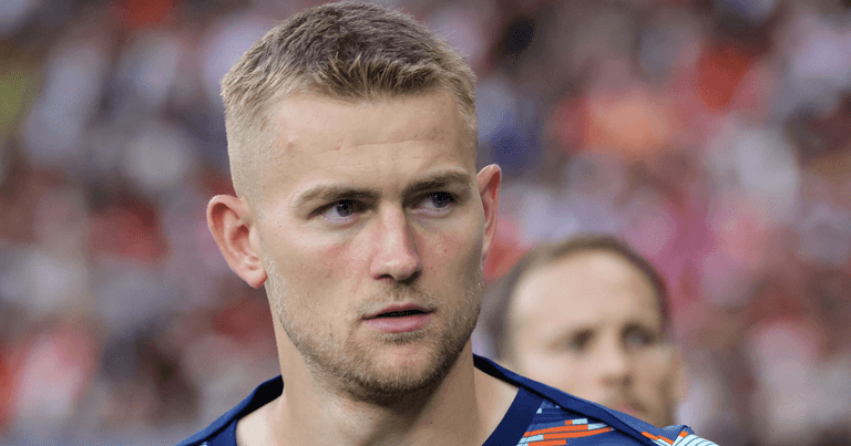 Man United make official offer for Matthijs de Ligt Man United make official offer for Matthijs de Ligt