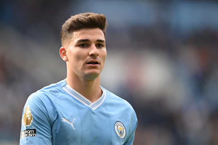 Atletico Madrid close to signing Julian Alvarez from Man City Atletico Madrid close to signing Julian Alvarez from Man City