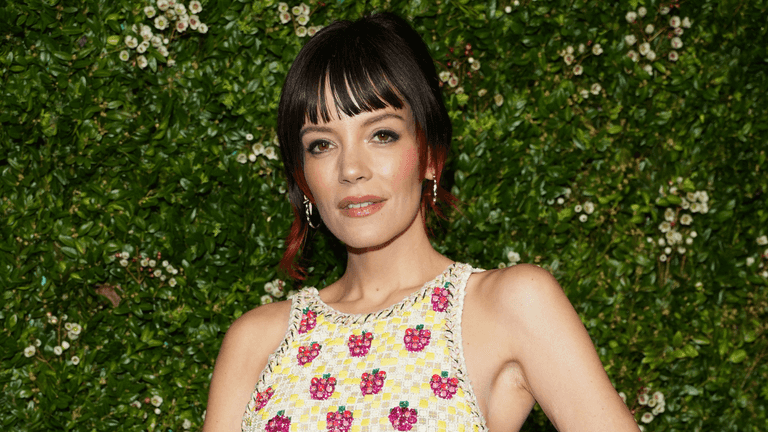 Lily Allen says she’s received death threats after returning puppy that ate her family’s passports Lily Allen says she’s received death threats after returning puppy that ate her family’s passports