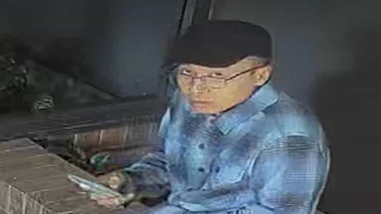 International manhunt launched for man who threw hot coffee on baby International manhunt launched for man who threw hot coffee on baby