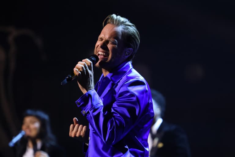 Olly Murs says all of his songs should be banned from weddings Olly Murs says all of his songs should be banned from weddings