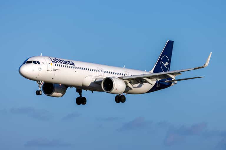 Airline hit with record fine after barring Jewish passengers Airline hit with record fine after barring Jewish passengers