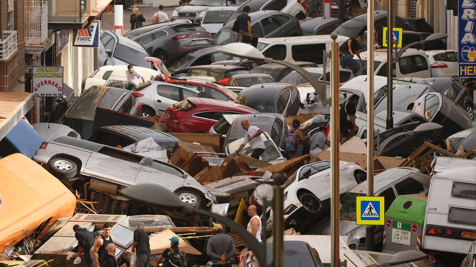 Death toll rises to 158 as Spain endures worst flooding disaster in decades