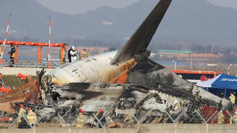 Authorities confirm 179 passengers dead with only two survivors in South Korean plane crash Authorities confirm 179 passengers dead with only two survivors in South Korean plane crash