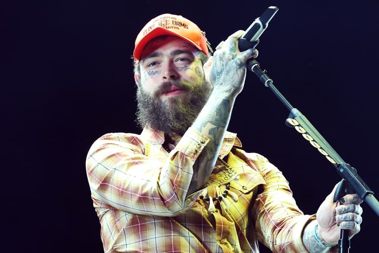 Post Malone left ‘life-changing’ tip for single mum on Christmas Eve Post Malone left ‘life-changing’ tip for single mum on Christmas Eve