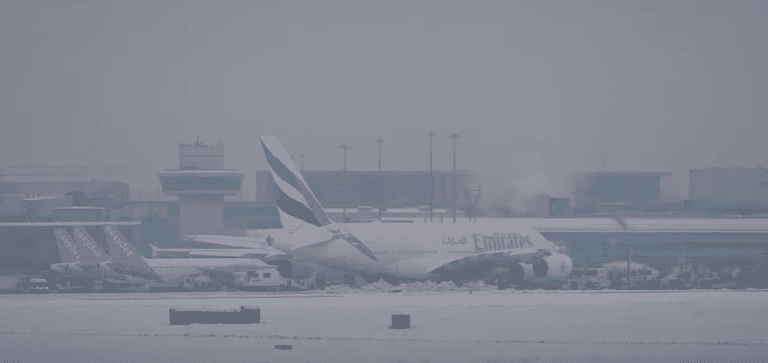 Major UK airport announces severe delays after flights grounded due to heavy snow Major UK airport announces severe delays after flights grounded due to heavy snow