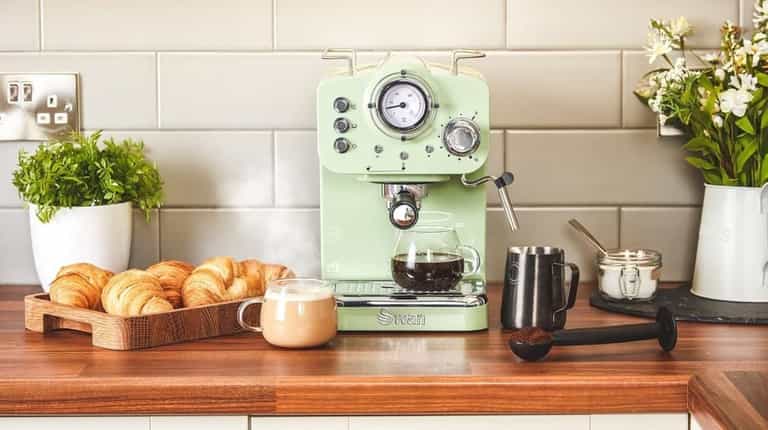 Shoppers who missed out on dirt cheap Aldi espresso machine find perfect alternative Shoppers who missed out on dirt cheap Aldi espresso machine find perfect alternative