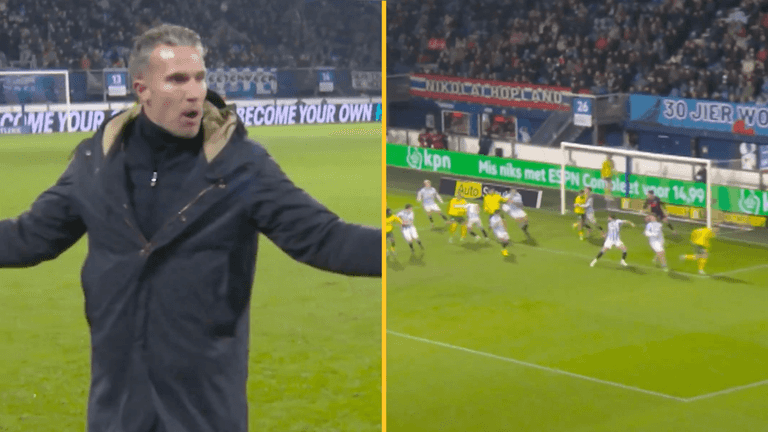 “You can’t possibly make this up” – Robin Van Persie left fuming after opposition team play with 12 men “You can’t possibly make this up” – Robin Van Persie left fuming after opposition team play with 12 men