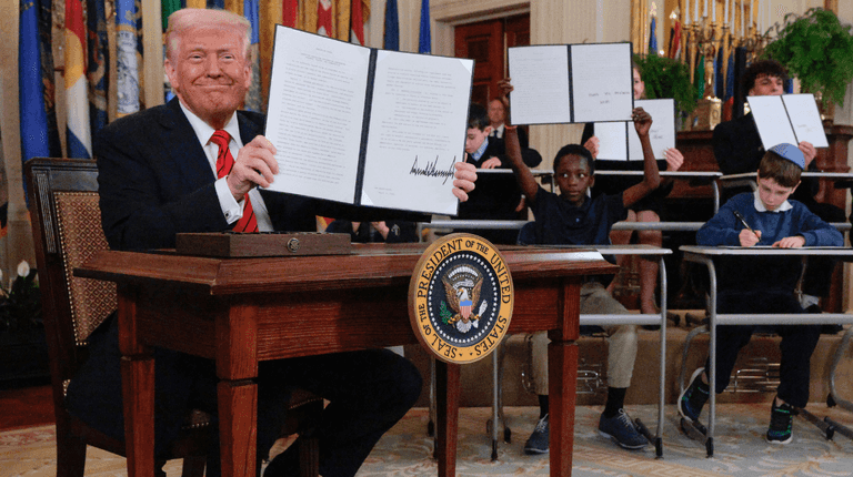 Donald Trump signs executive order to shut down the Department of Education Donald Trump signs executive order to shut down the Department of Education