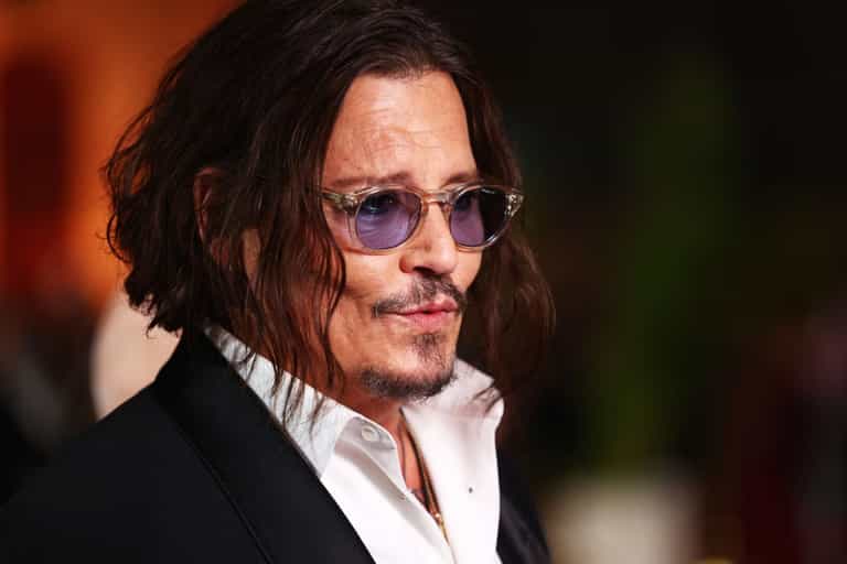 Johnny Depp returns to Hollywood for the first time since Amber Heard lawsuit Johnny Depp returns to Hollywood for the first time since Amber Heard lawsuit