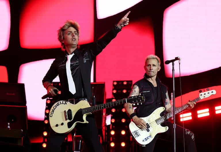 Green Day swap ‘American Idiot’ lyric to take swipe at Donald Trump during Coachella set Green Day swap ‘American Idiot’ lyric to take swipe at Donald Trump during Coachella set