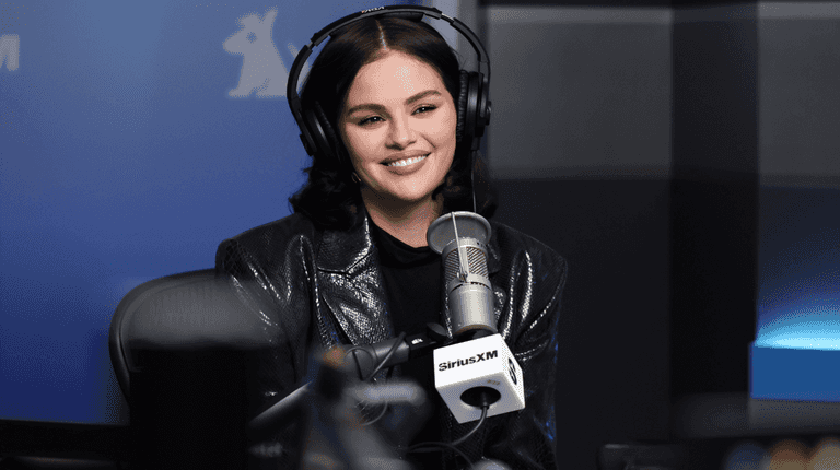 Selena Gomez fans stunned after spotting X-rated item in new photo Selena Gomez fans stunned after spotting X-rated item in new photo
