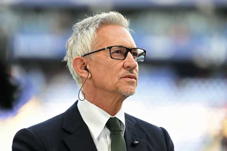 Gary Lineker set to leave the BBC this week after antisemitism row Gary Lineker set to leave the BBC this week after antisemitism row