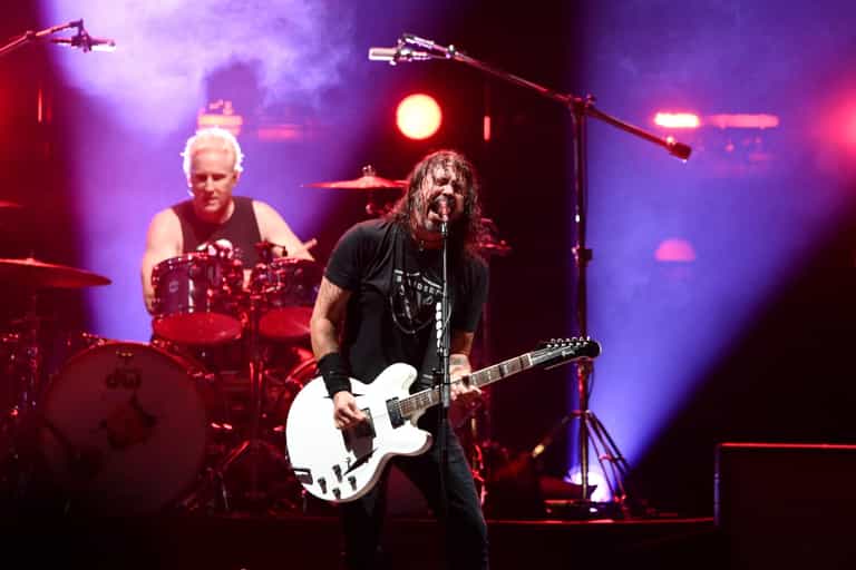 Foo Fighters drummer ‘shocked’ after being booted from band Foo Fighters drummer ‘shocked’ after being booted from band