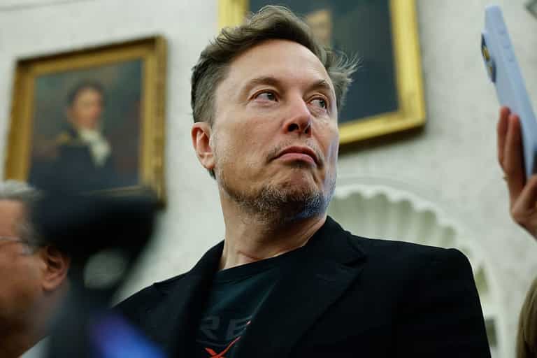 Russia offers Elon Musk political asylum amid Trump fallout Russia offers Elon Musk political asylum amid Trump fallout