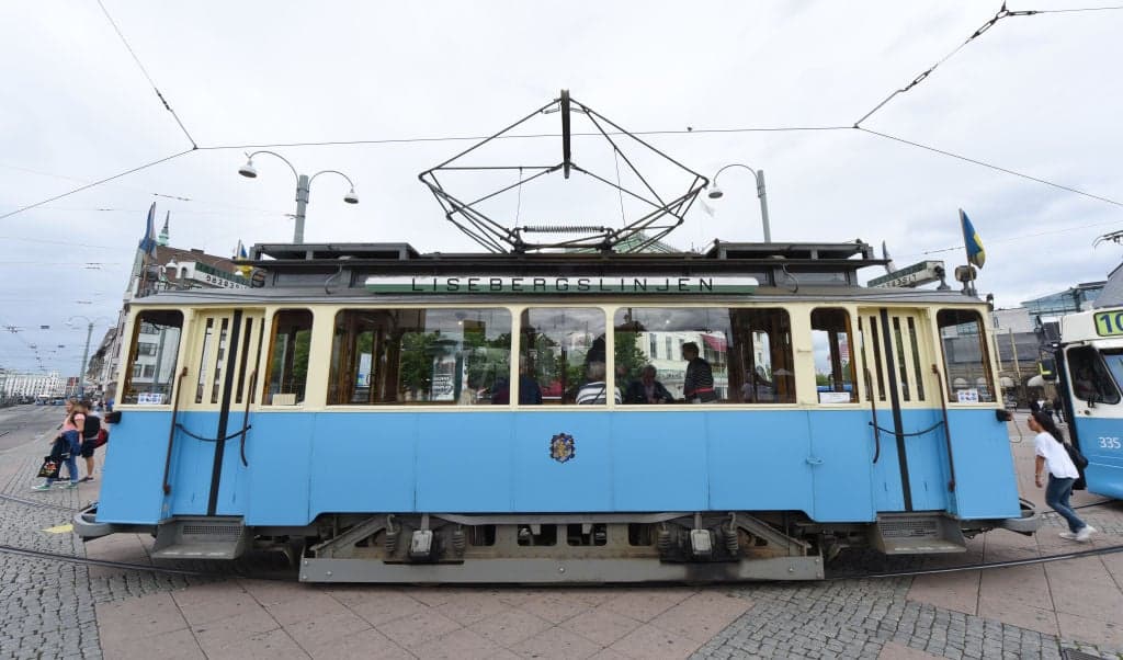 Multiple injured as tram derails and crashes into pizzeria in major European city