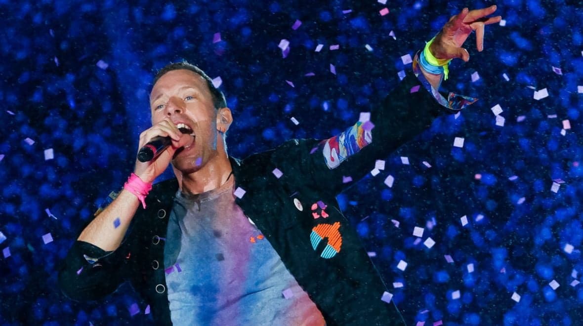 Last minute Coldplay tickets are available to buy for their 2025 UK tour dates