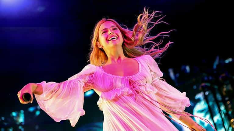 Addison Rae announces first ever headline tour dates – how to get tickets Addison Rae announces first ever headline tour dates – how to get tickets