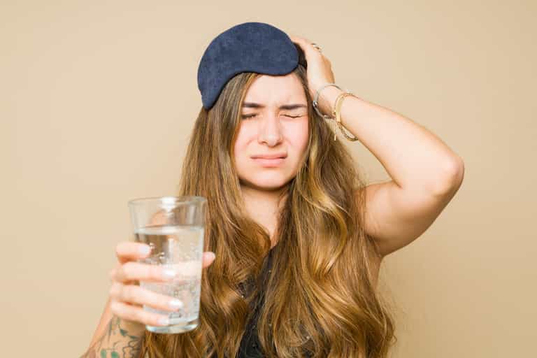 Doctor reveals exactly how many drinks it takes to make you hungover Doctor reveals exactly how many drinks it takes to make you hungover