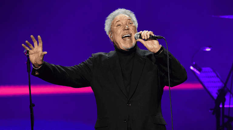 Sir Tom Jones issues sad health update as he cancels concert hours before he’s due on stage Sir Tom Jones issues sad health update as he cancels concert hours before he’s due on stage