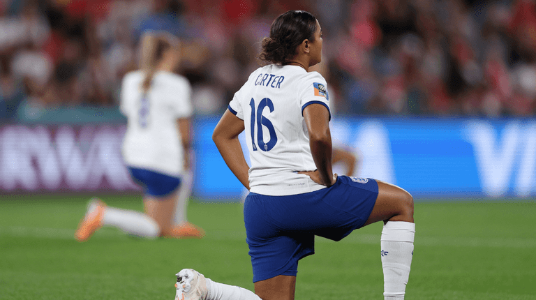 Lionesses decide to stop taking the knee after Jess Carter faces racist abuse Lionesses decide to stop taking the knee after Jess Carter faces racist abuse