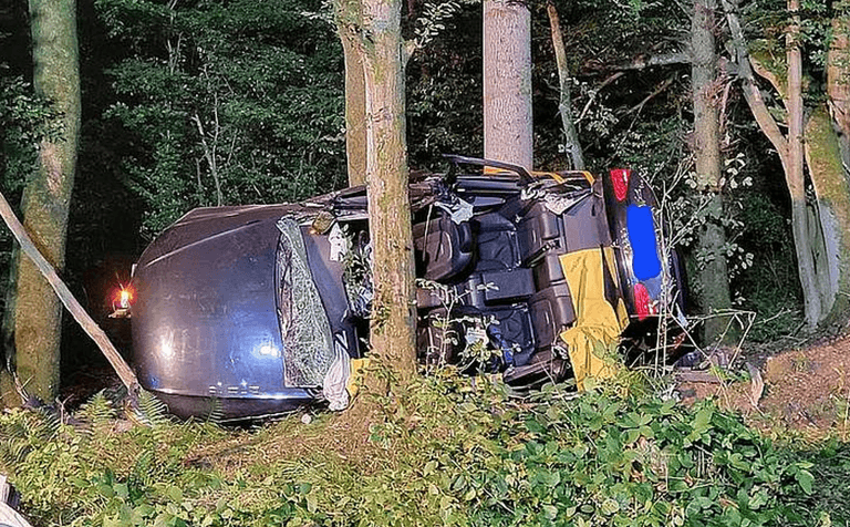 Two married couples found dead in British car after crash in Germany Two married couples found dead in British car after crash in Germany