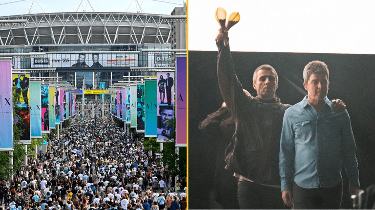Noel Gallagher hits back at Oasis fans after boos ring out at Wembley Noel Gallagher hits back at Oasis fans after boos ring out at Wembley