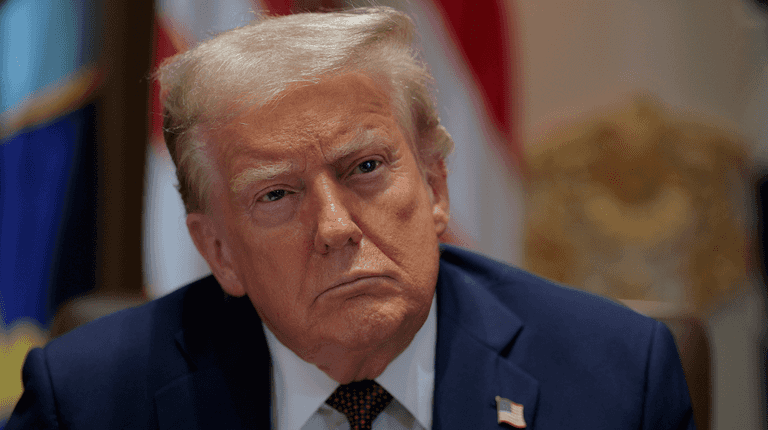 First photo of Trump since death rumour goes viral and everyone is saying the same thing First photo of Trump since death rumour goes viral and everyone is saying the same thing