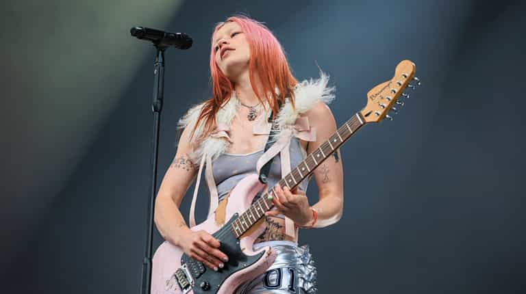 Wet Leg announce more dates on their 2025 UK tour – how to get tickets Wet Leg announce more dates on their 2025 UK tour – how to get tickets