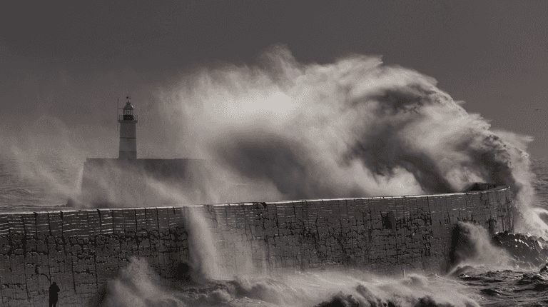Amber ‘danger to life’ warning issued for parts of the UK as Storm Floris nears Amber ‘danger to life’ warning issued for parts of the UK as Storm Floris nears