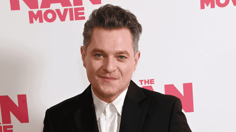 Mathew Horne fights back tears as he reveals sudden death of Gavin and Stacey crew member Mathew Horne fights back tears as he reveals sudden death of Gavin and Stacey crew member