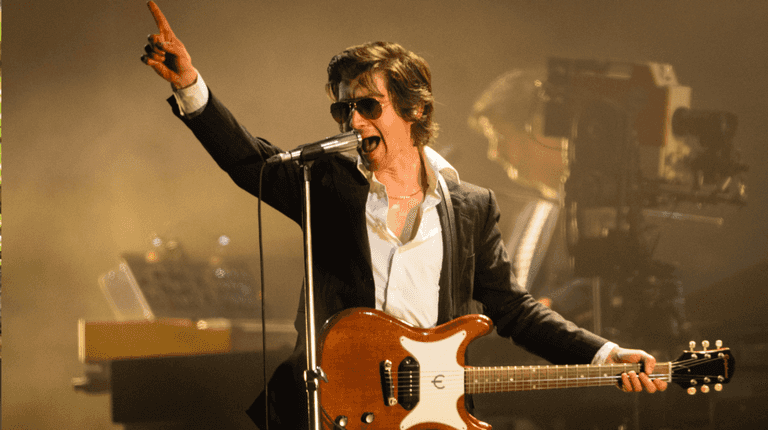 Arctic Monkeys spark rumours of new album and tour after fans notice clues Arctic Monkeys spark rumours of new album and tour after fans notice clues