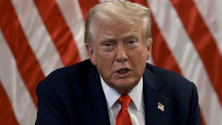 Donald Trump addresses rumours of his death during White House announcement Donald Trump addresses rumours of his death during White House announcement