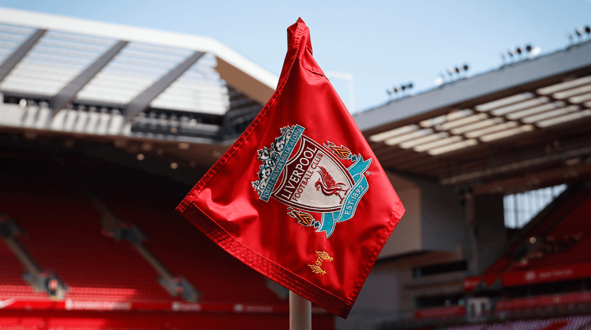 Former Liverpool player forced to sell Champions League medal as bankruptcy looms