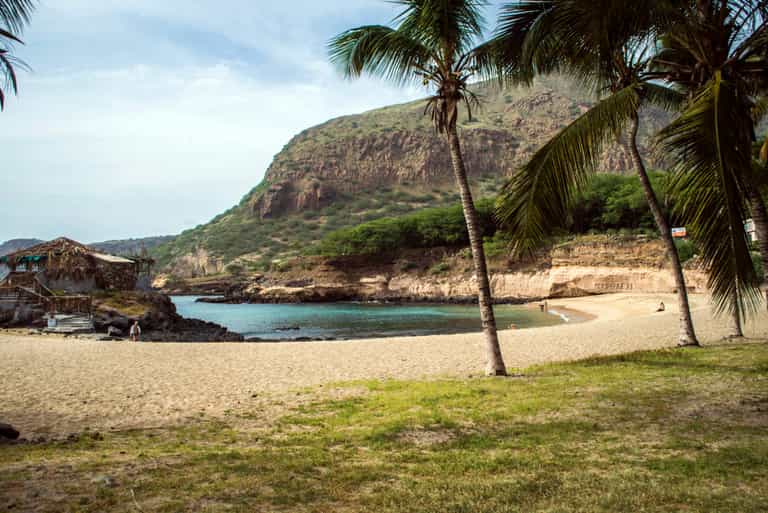 Sun drenched island where beers cost £2 tops new ‘Winter Sun Index’ Sun drenched island where beers cost £2 tops new ‘Winter Sun Index’