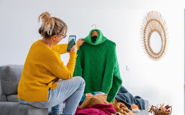 Vinted sellers issued warning as HMRC begin handing out fines Vinted sellers issued warning as HMRC begin handing out fines