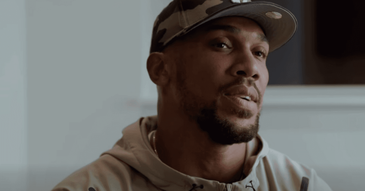 Anthony Joshua in tears as he pays devastating tribute to ‘brothers’ killed in car crash