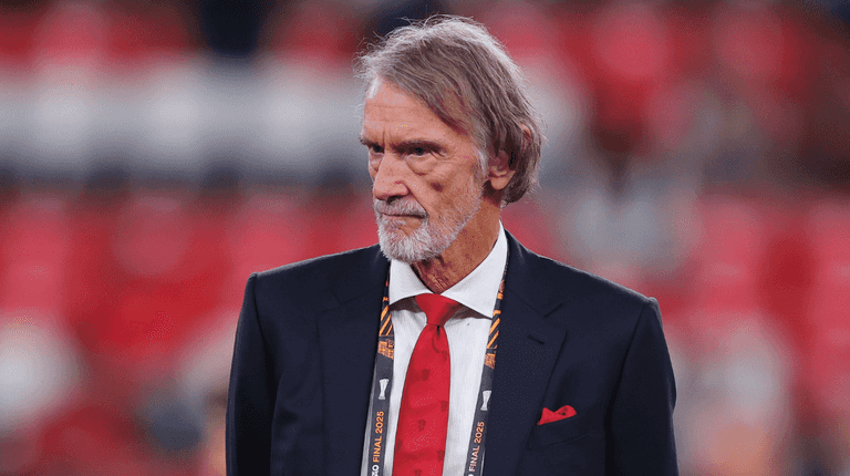 Man United ‘make direct contact’ with two managers over vacancy at club Man United ‘make direct contact’ with two managers over vacancy at club