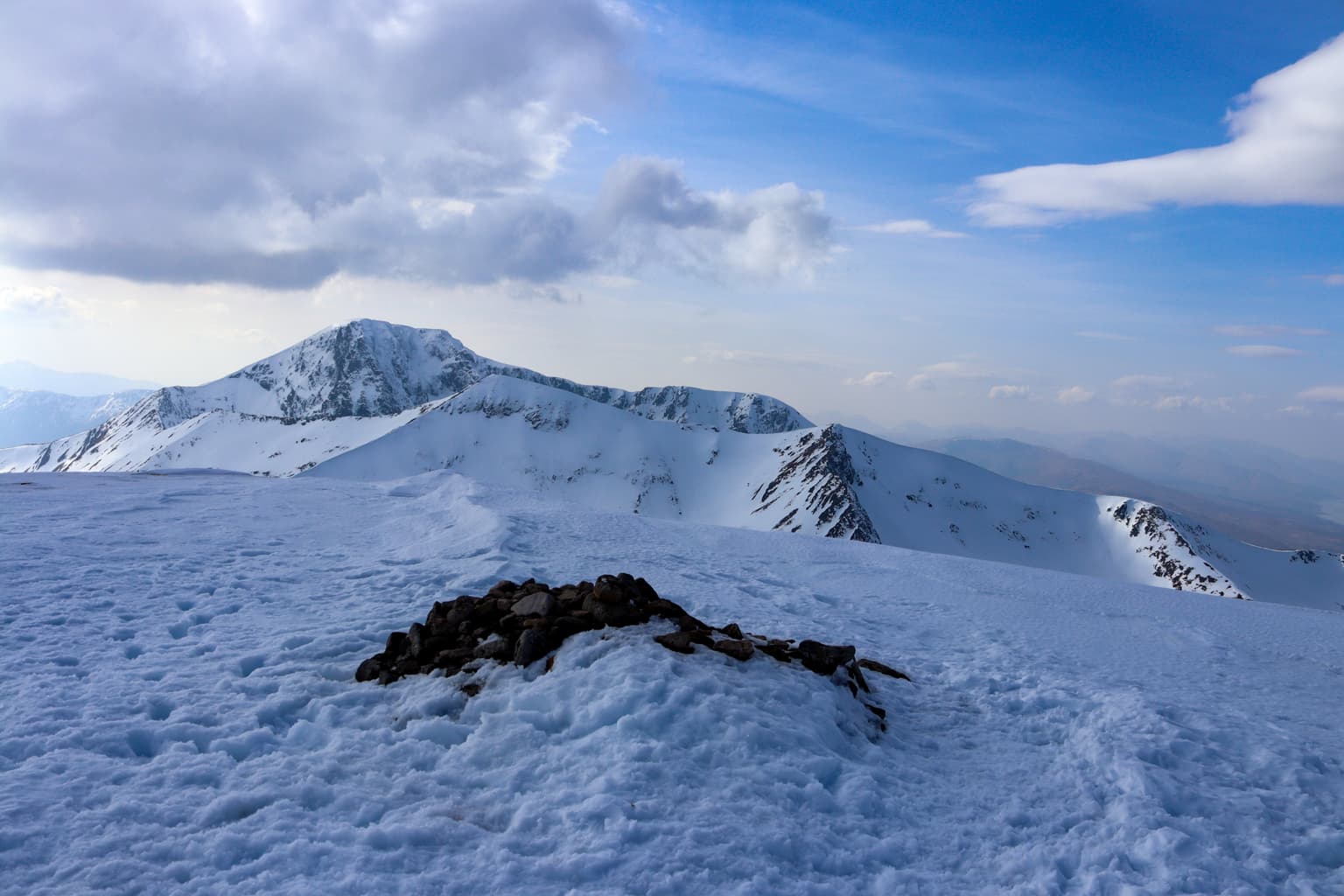 Skier dies after falling on 4,000ft UK mountain
