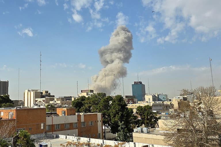 UK Foreign Office issues urgent warning to Brits in Middle East UK Foreign Office issues urgent warning to Brits in Middle East