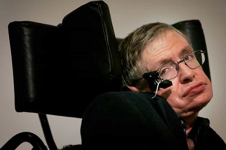 Stephen Hawking’s family speaks out to explain picture with two women in bikinis in Epstein files Stephen Hawking’s family speaks out to explain picture with two women in bikinis in Epstein files