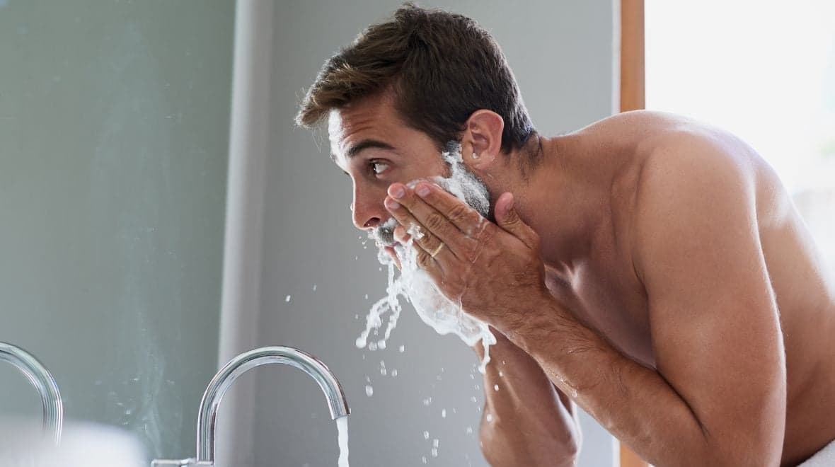 ‘Brilliant’ razor that’s ‘better than anything on the high street’ drops to less than £13