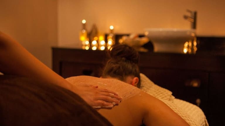 ‘Amazing’ spa experience is an ideal last-minute Valentine’s Day gift ‘Amazing’ spa experience is an ideal last-minute Valentine’s Day gift