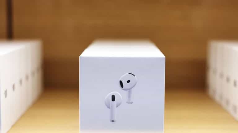 Apple fans snap up AirPods at lowest price ever as they drop below £100 Apple fans snap up AirPods at lowest price ever as they drop below £100