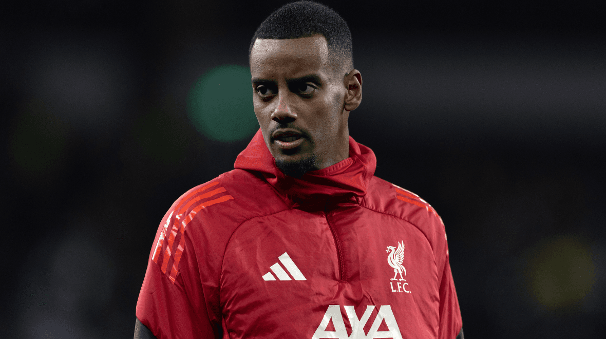 Arne Slot sets date when he expects Alexander Isak will return from injury
