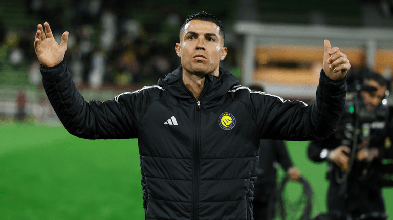 Cristiano Ronaldo buys large stake in football club Cristiano Ronaldo buys large stake in football club